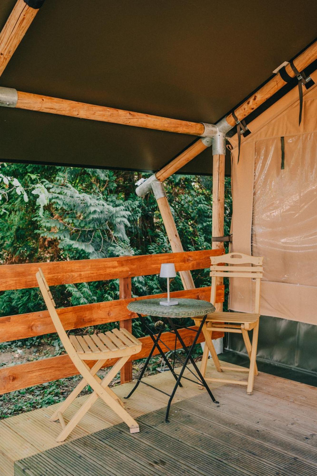 Hotel Rendes Glamping à Balatonrendes Extérieur photo