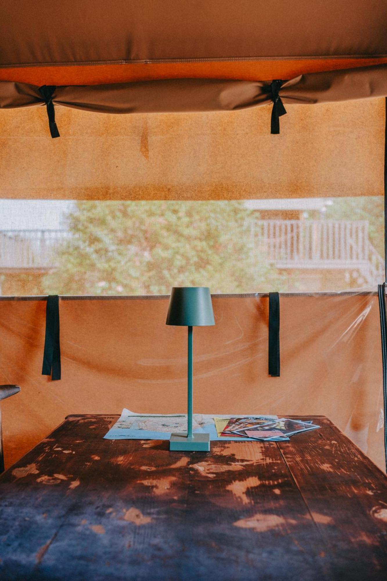 Hotel Rendes Glamping à Balatonrendes Extérieur photo