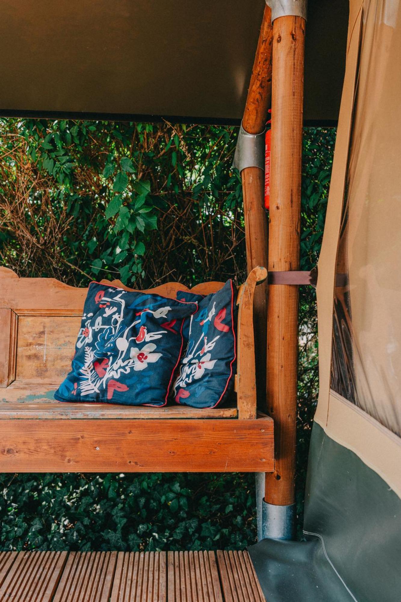 Hotel Rendes Glamping à Balatonrendes Extérieur photo