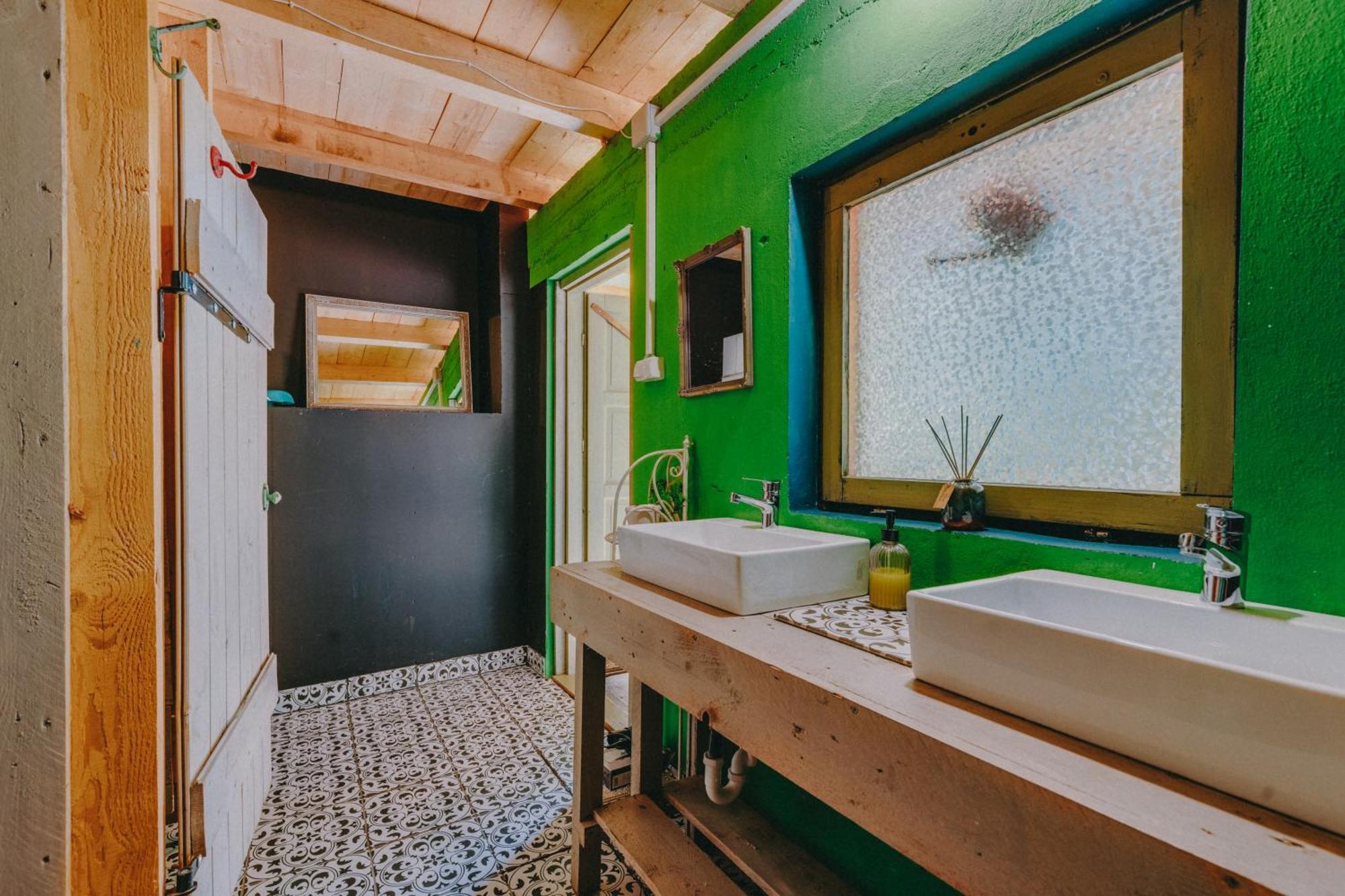 Hotel Rendes Glamping à Balatonrendes Extérieur photo