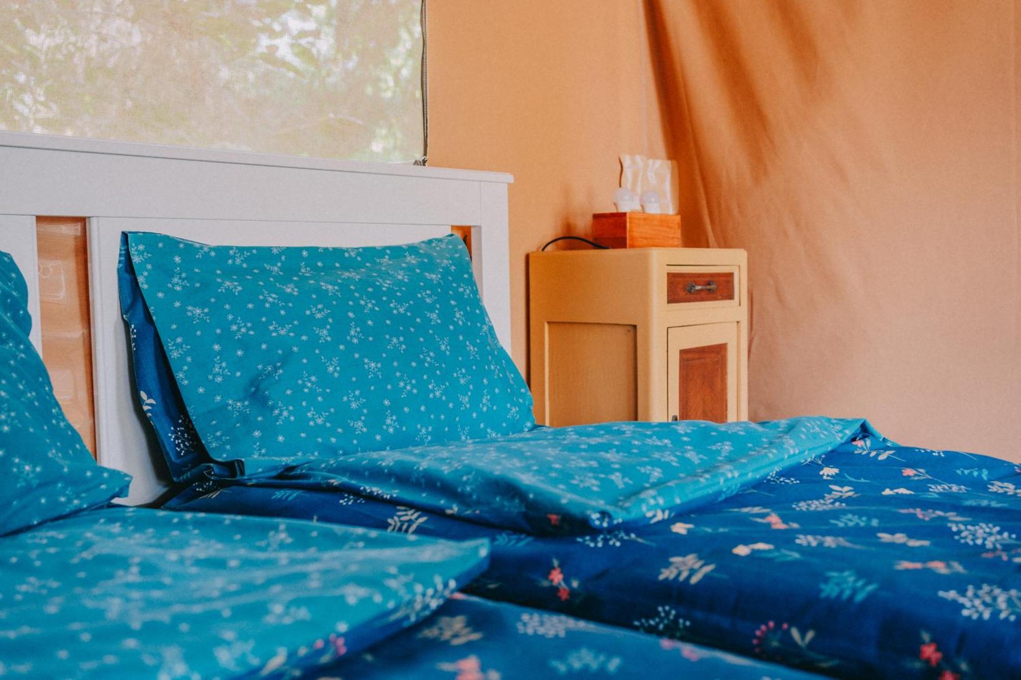 Hotel Rendes Glamping à Balatonrendes Extérieur photo